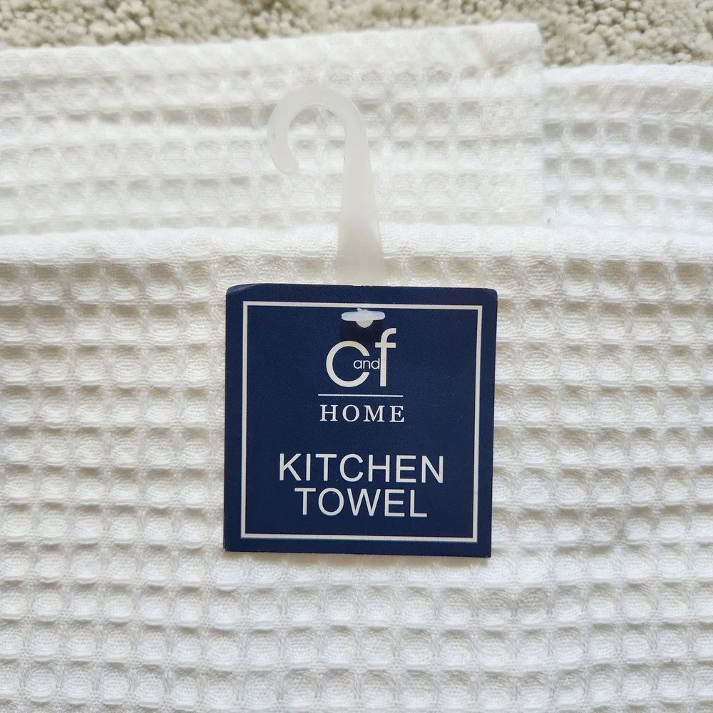 Dogs on Sled Waffle Weave Kitchen Towel White Cotton Christmas Holiday NWT‎